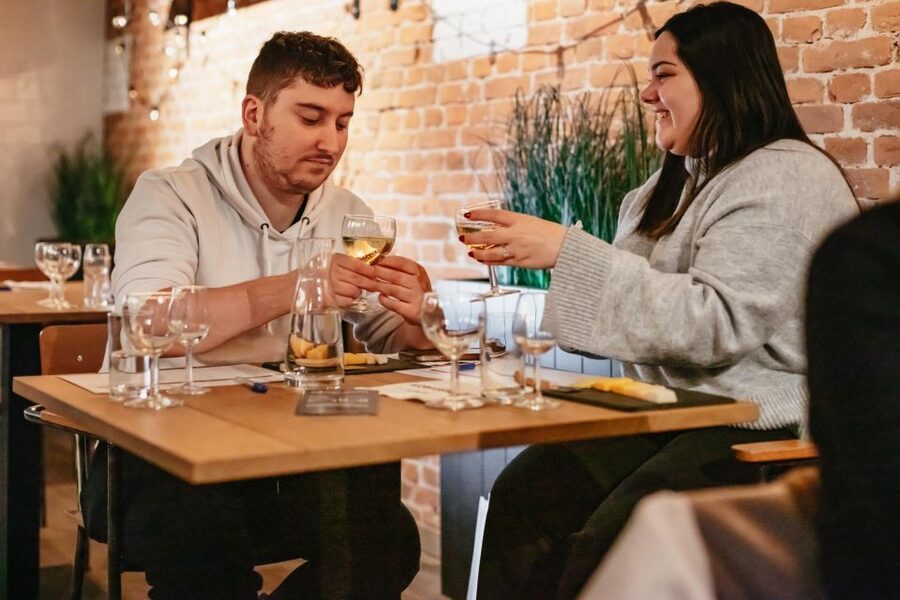 Amsterdam: Dutch Cheese Tasting Experience with Wine - The Dutch cheese story, aging, and cow vs goat explained simply
