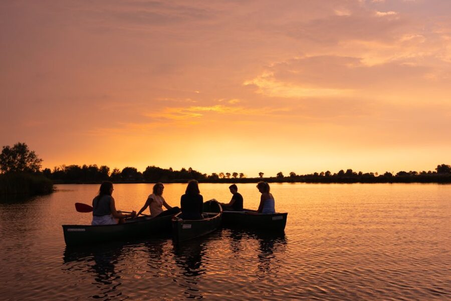 Amsterdam: Dutch Countryside Sunset Canoe Tour - The lake-side picnic: local produce, real pause, optional swim