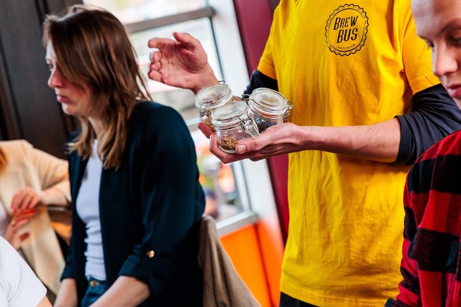 Amsterdam: Dutch Craft Beer Tasting with cheese and snacks - What you learn about Dutch craft breweries during the tasting