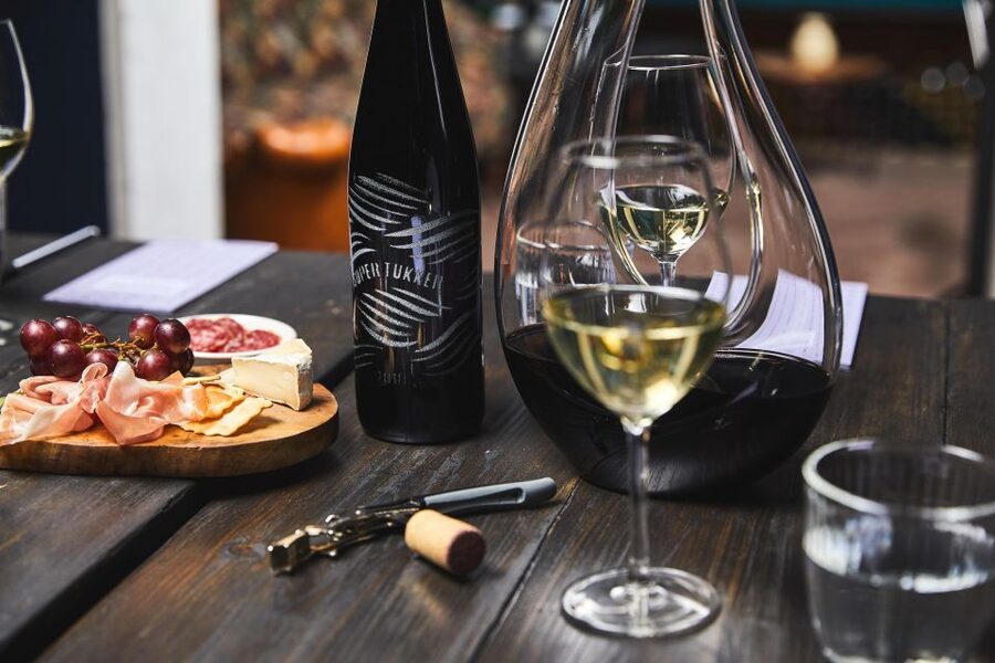 Amsterdam: Dutch Wine Tasting with Sommelier - Timing and pacing: a good fit for an early evening or a “before dinner” plan