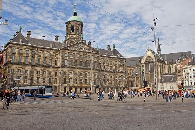 Amsterdam: E-Bike Sightseeing Tour - Canal-side riding and the UNESCO network: why bike position matters