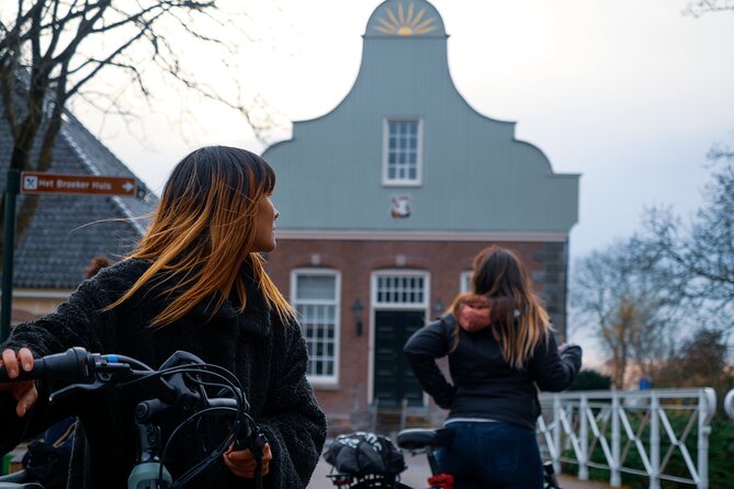 Amsterdam E Bike Tour to the Windmills of Zaanse Schans - Amsterdam North and early windmill sightings: where the trip starts to feel Dutch