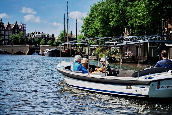 Amsterdam Essence in German: 90-minute waterway trip - The Amsterdam Canal Ring Route: What You’ll Get in 90 Minutes