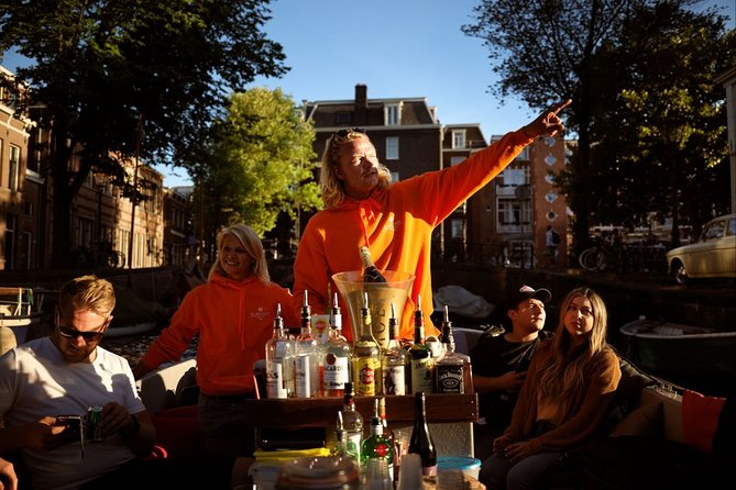 Amsterdam Evening Canal Cruise with Live Guide and Onboard Bar - Jordaan and the canal ring, where the night views come alive