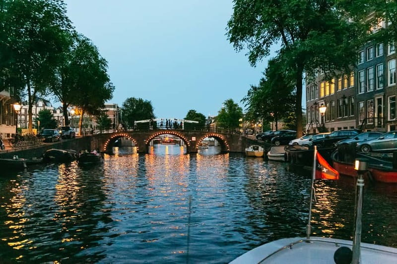 Amsterdam: Evening Cruise with Optional Wine and Snacks - Should you book? My honest take