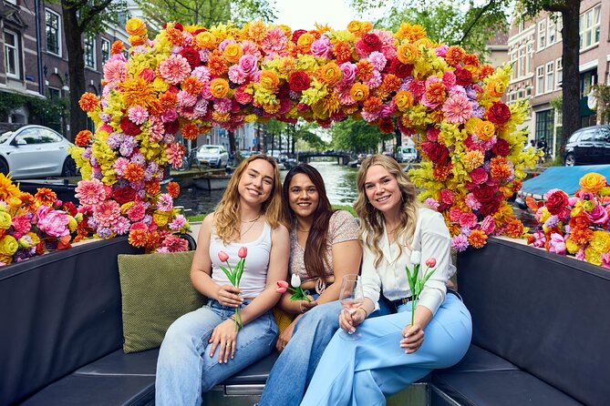 Amsterdam Flower Boat Canal Cruise with Local Guide - The Golden Bend on Amsterdam’s canal ring: where the houses feel widest