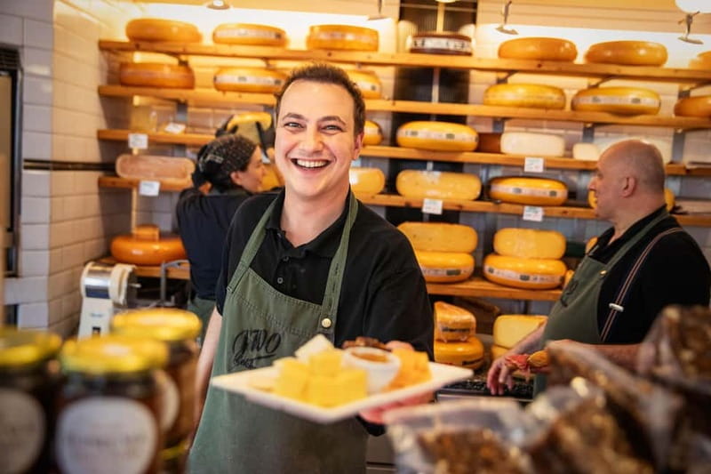 Amsterdam: Food and Canal Tour - Tips to get the most from the tastings and the boat