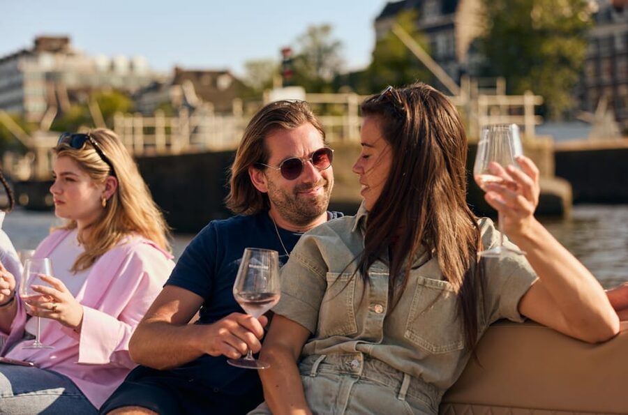 Amsterdam: German Guided Canal Cruise with on Board Bar - Should you book this Amsterdam canal cruise?