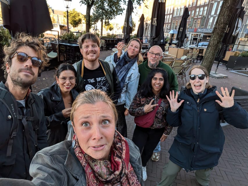Amsterdam: Ghastly Grachten: ghost stories&dark history tour - Getting started at Those Dam Boat Guys, and avoiding the wrong line