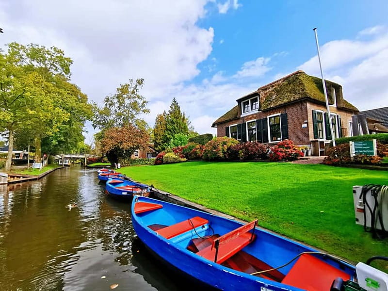 Amsterdam: Giethoorn, Afsluitdijk and Zaanse Schans Day Trip - Key Stops That Make This Day Trip Worth It