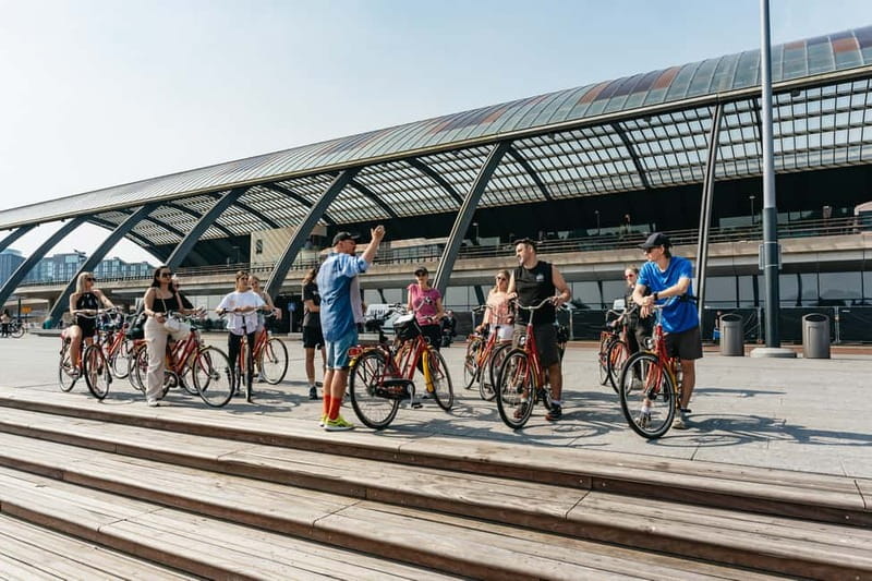 Amsterdam: Guided Bike Tour City Centre in EN/DE/FR/ES - Museumplein and the Museum Quarter: culture time without museum fatigue