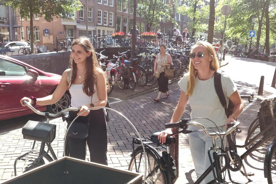 Amsterdam: Guided Food Tour with Tastings - Price and What You’re Really Paying For: $74 for Tastings and a Guide