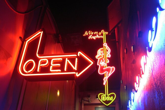 Amsterdam: Guided Red Light District and City Walking Tour - Meeting at Geldersekade 2, and Why the Timing Matters