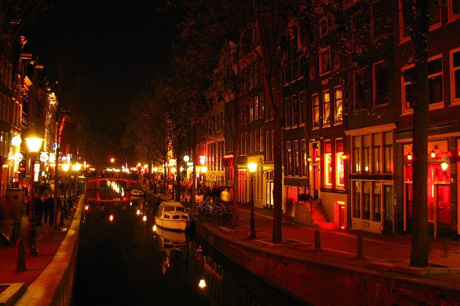 Amsterdam: Guided Red Light District and City Walking Tour - The Waag: A 1400s City Gate Turned Guild Hub