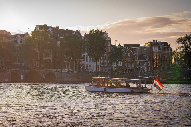 Amsterdam Highlights Canal Cruise with a Drink - How to Plan Your Day Around the Cruise