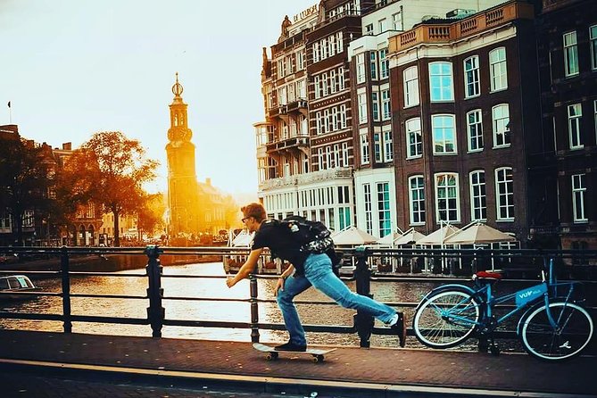 Amsterdam Highlights Walking Tour: Small Group Experience - Dam Square and the Royal Palace: the shortcuts to big-city meaning