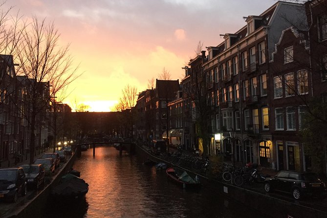 Amsterdam Highlights Walking Tour: Small Group Experience - Kalverstraat shopping energy to the Jordaan side streets