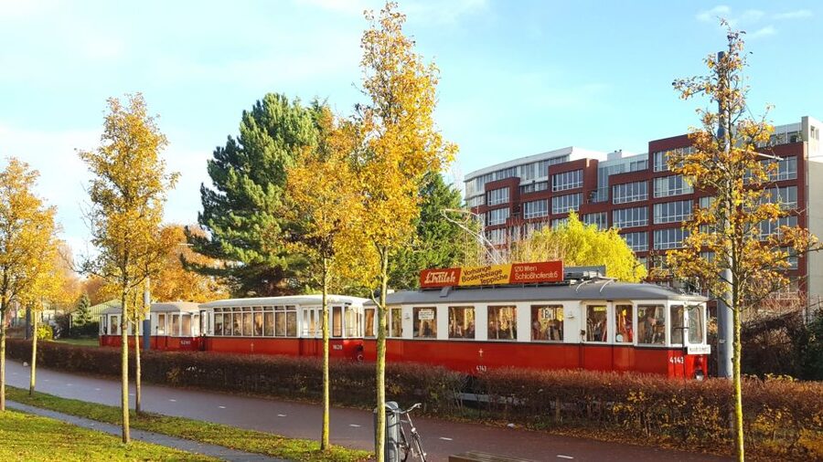 Amsterdam: Historic Tram Ride on Heritage Line to Amstelveen - Why the Lijn 30 tram ride feels authentically old-school