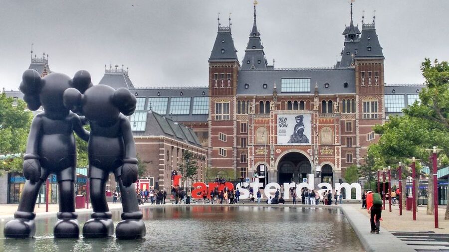Amsterdam: Historic Walking Tour - What the guides do right, from Arre to Maria to Scarlet