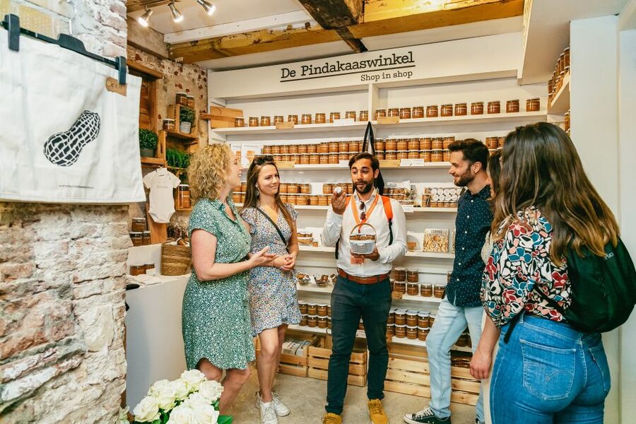 Amsterdam: Historical Highlights Walking Tour with Tasting - Key Highlights You’ll Notice on This Walk
