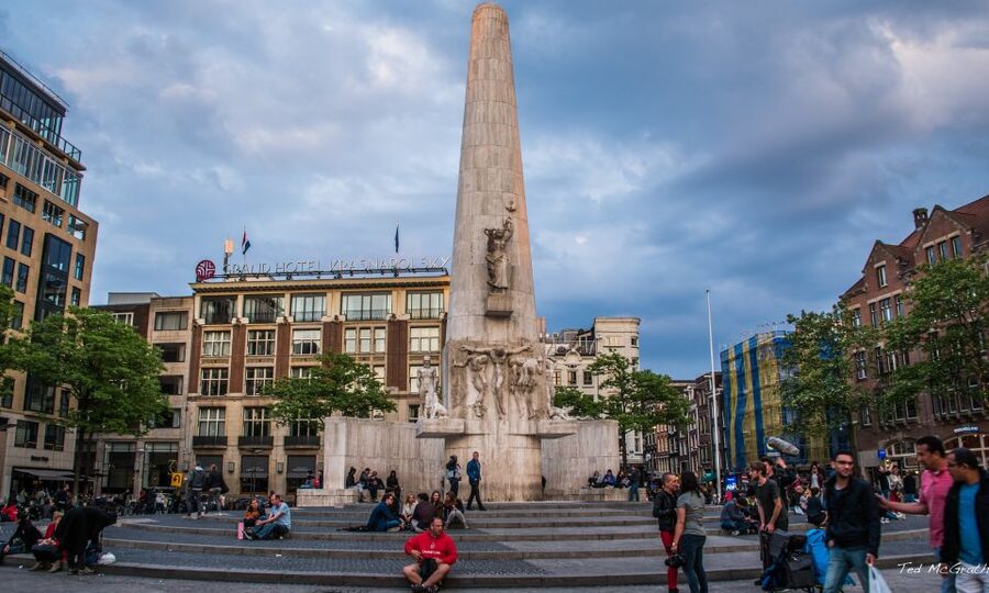 Amsterdam Jewish Quarter walking tour - Jewish Quarter on Foot: What the Walk Feels Like