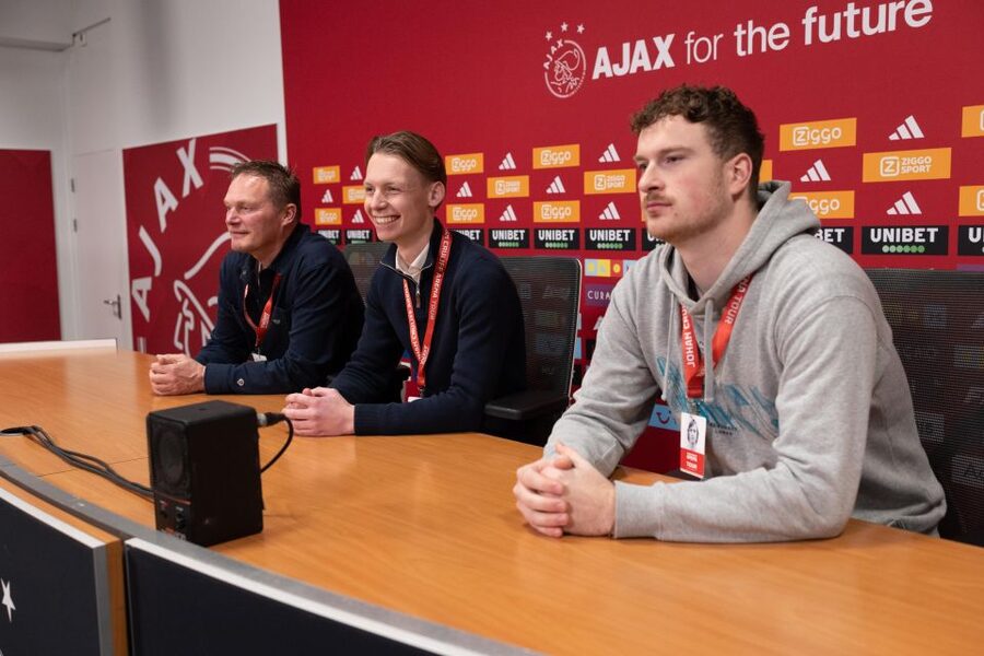 Amsterdam: Johan Cruijff ArenA Tour with Optional Guide - Behind-the-scenes access: where only players walk