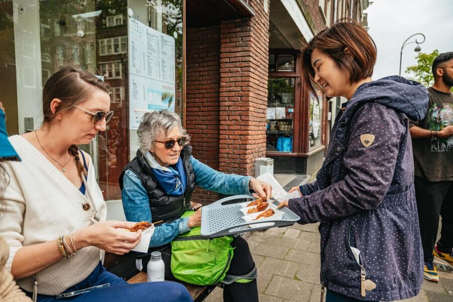 Amsterdam: Jordaan District Local Food Walking Tour - Jordaan Architecture and Canal Walks: The Tour’s Non-Food Payoff