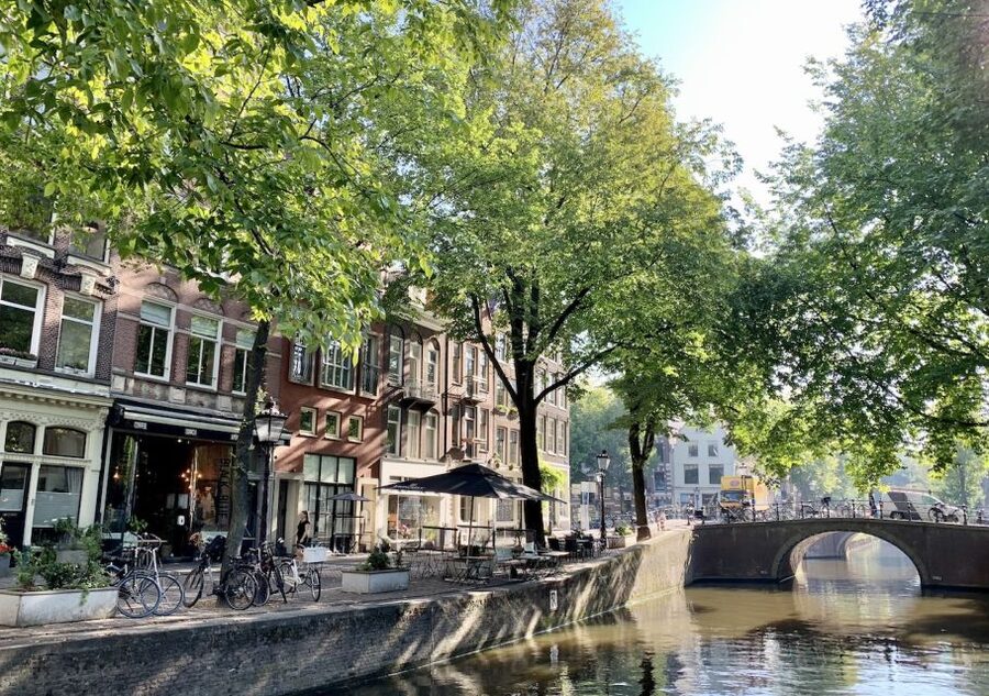 Amsterdam: Jordaan District Tour with a German guide - The Jordaan at Walking-Speed: A Neighborhood You Can Actually Understand