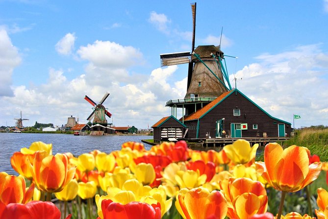 Amsterdam: Keukenhof and Zaanse Schans Windmills Guided Day Trip - Price and value: what $106.04 gets you in real terms