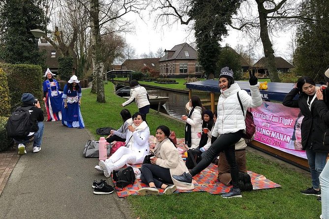 Amsterdam: Keukenhof Tulip Gardens and Giethoorn with Boat Tour - Should you book this Amsterdam Keukenhof and Giethoorn day trip?
