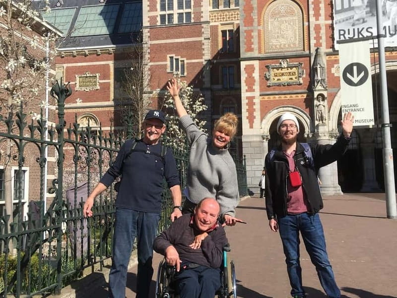 Amsterdam: Kultour, Kulturelle Stadtführung mit Herz & Seele - From Religion and Monarchy to Everyday City Life