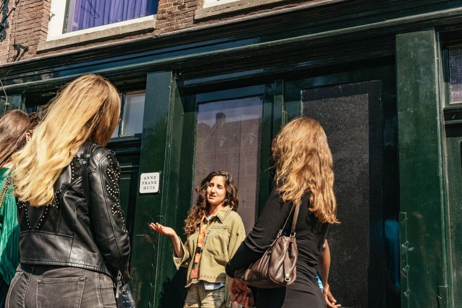 Amsterdam: Life of Anne Frank and World War II Walking Tour - Should You Book This Anne Frank Walking Tour?