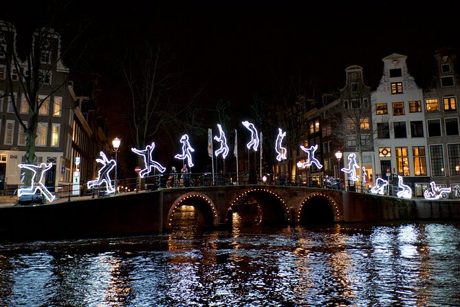 Amsterdam Light Festival Canal Cruise + Unlimited Drinks Option - Drinks, snacks, and the unlimited option for Dec 31