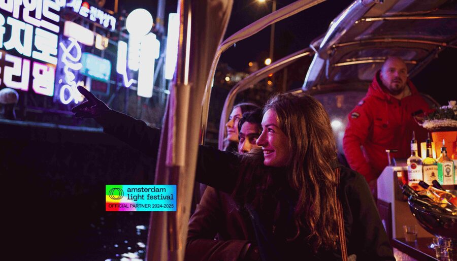 Amsterdam: Light Festival Cruise With Drinks & Snacks - Practical tips for a comfortable night on the water