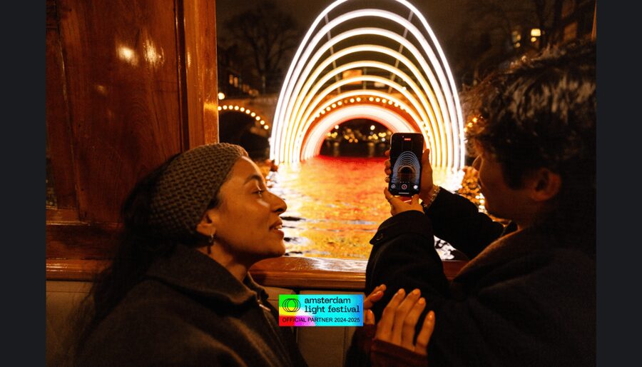 Amsterdam: Light Festival Heated Cruise w/ Drinks & Snacks - Price and value: why $31 can make sense