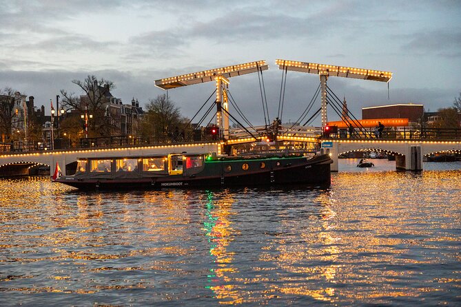 Amsterdam: Light Festival Open Boat - Unl. Drinks Option - Pierre Cuypers, Rijksmuseum views, and starting with real architecture