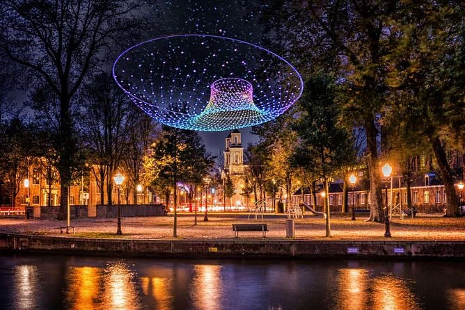 Amsterdam Light Festival Private Cruise With Welcome Drink - Where you meet at Oosterdokskade 8, and what that means for your night