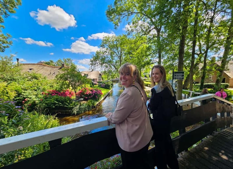 Amsterdam: Live GuideD Giethoorn Boat Tour & Cheese Platter - Meeting at De Ruijterkade and the 1.5-Hour Coach Ride