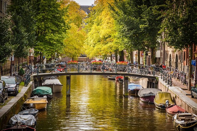 Amsterdam local transfers - A private Amsterdam transfer that keeps you from waiting