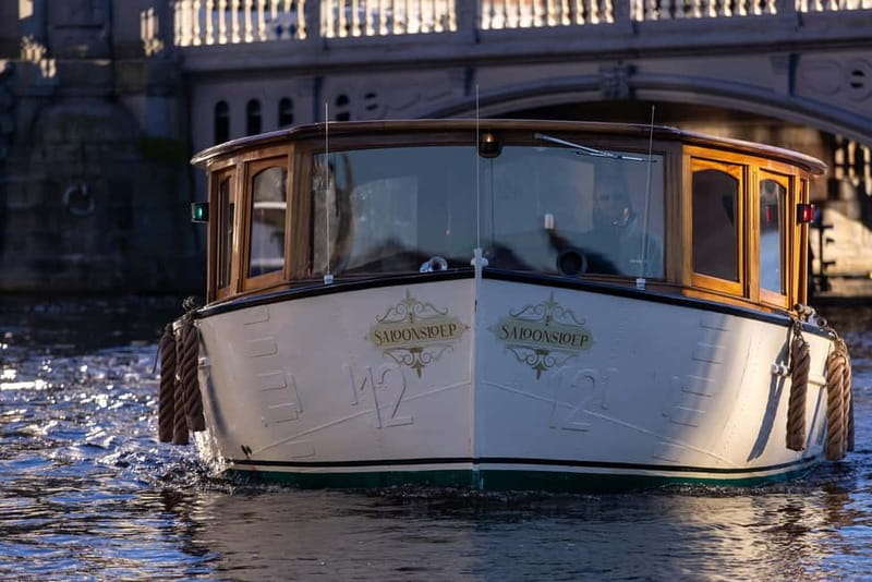 Amsterdam: Luxury Canal Cruise with Optional Snacks & Drinks - Practical Tips to Make This Cruise Smoother