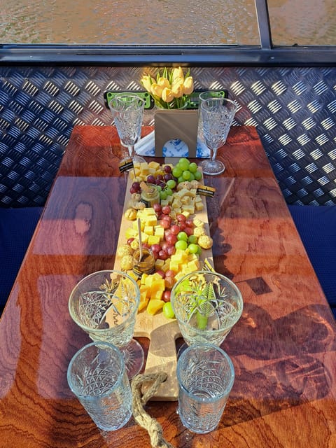 Amsterdam: Luxury Cheese & Wine Canal Cruise - Cheese and wine on a traditional Dutch canal boat