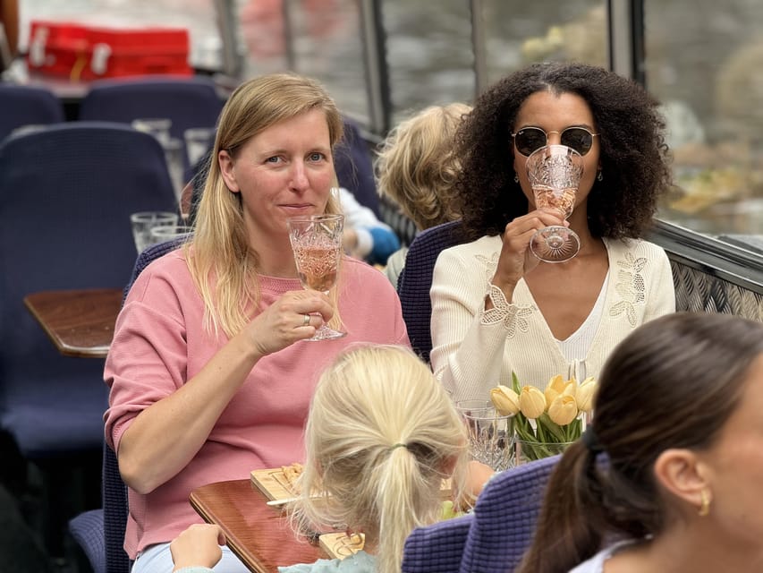 Amsterdam: Luxury Cheese & Wine Canal Cruise - What your $44 includes, and why it adds up