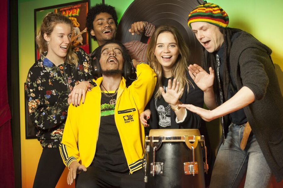 Amsterdam: Madame Tussauds & Amsterdam Dungeon Combo Ticket - Should you book the Madame Tussauds and Amsterdam Dungeon combo ticket?