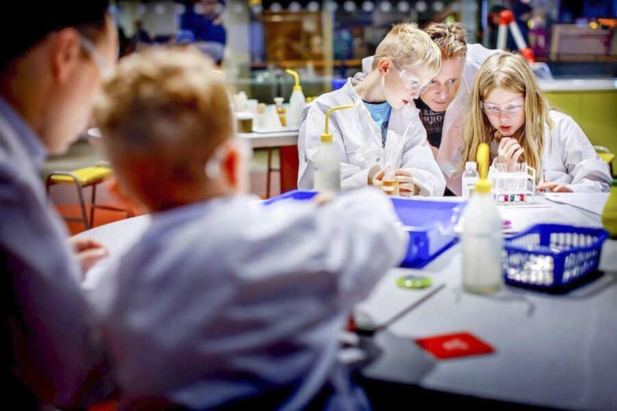 Amsterdam: NEMO Science Museum Ticket - Lab-Coat Roleplay and Interactive Experiments That Stick