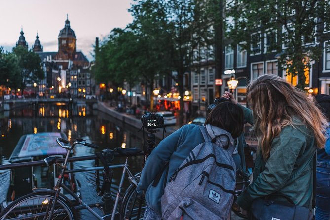 Amsterdam Night Photography Workshop with a Professional - Value check: $114.39 for 90 minutes of pro guidance