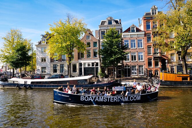 Amsterdam Open Boat Cruise in Old City Centre with Drinks Options - Key points to know before you board