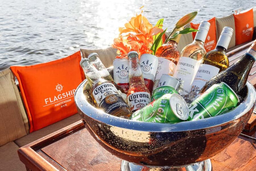 Amsterdam: Open Boat Cruise option Unlimited Drinks & Bite - Your 1 to 1.5 Hour Plan on a 100% Electric Open Boat