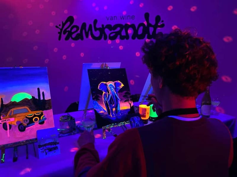 Amsterdam: Paint and Sip in the Dark at Rembrandt van Wine - Paint and Sip in the Dark at Rembrandt van Wine, what it really feels like