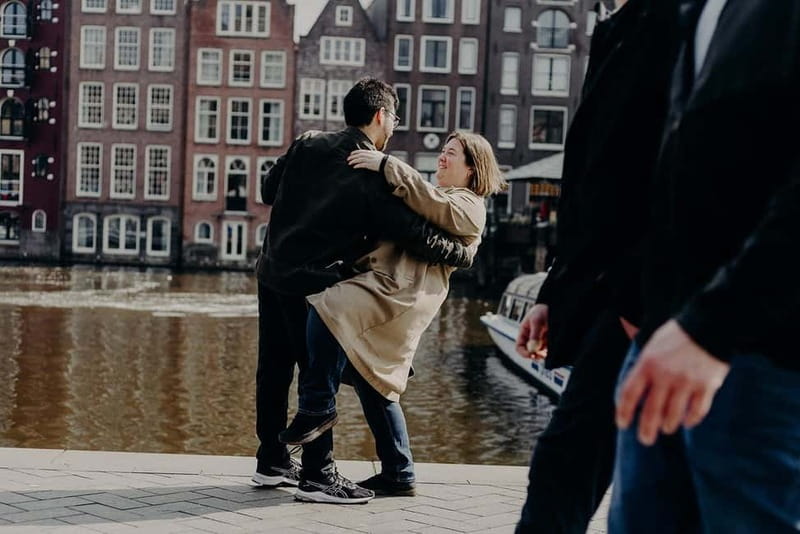 Amsterdam: Particular Photo Session - Lifestyle documentary photography, without the selfie pressure