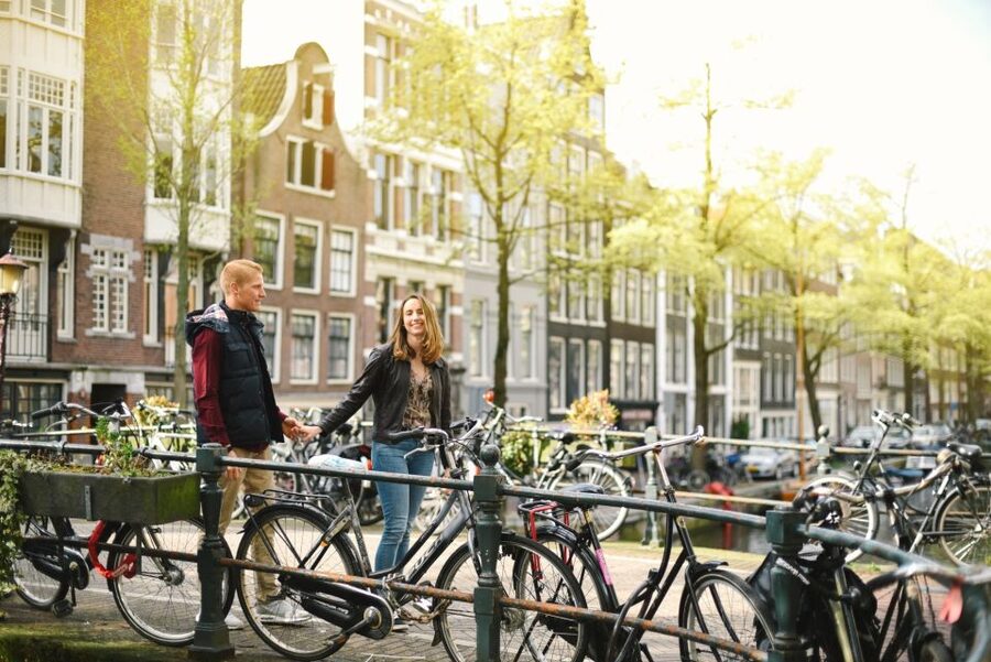 Amsterdam: Personal Travel & Vacation Photographer - What you should wear and bring so photos turn out better